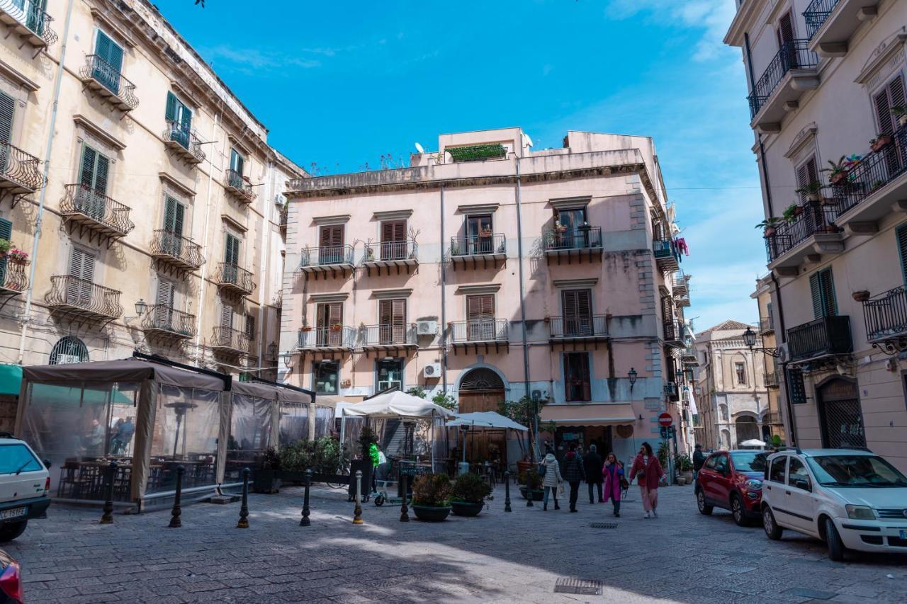 Nicolhouse - Appartamento Nel Centro Storico Di Palermo — Foto 1